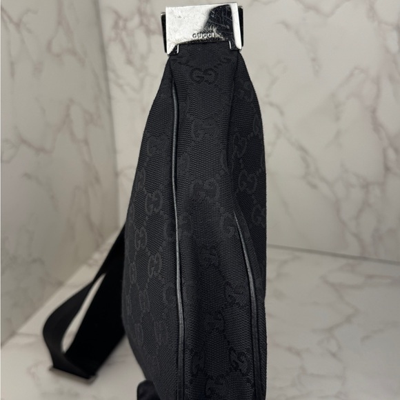 Gucci Half Moon Saddle  Black Shoulder Bag - Picture 8 of 11